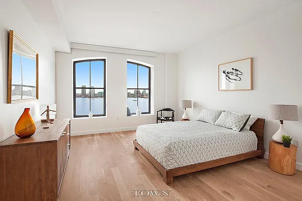 Sold by Town Residential | media 16