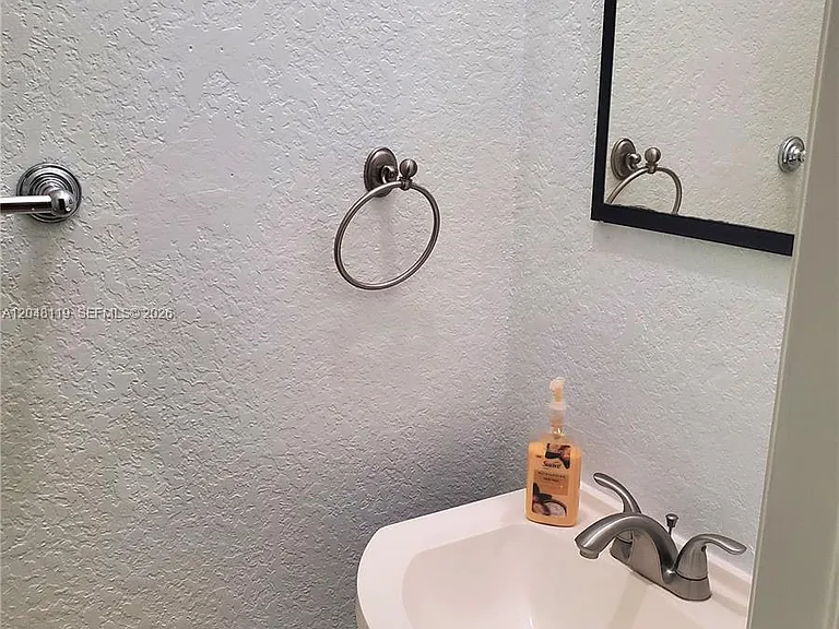 7834 Catalina Cir #7834 — Photo 6