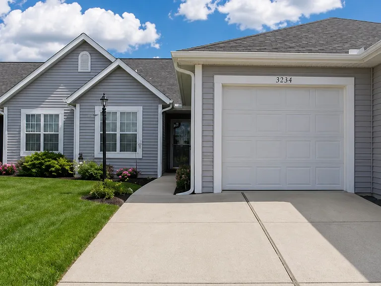 3844 Farmstead Dr — Photo 2