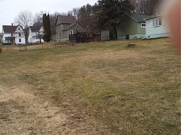 2nd image of 30 Hart St