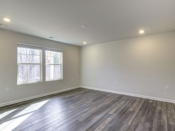 5th image of 3007 Castle Loch Ln
