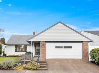 14840 NE Tillamook St, Portland, OR 97230