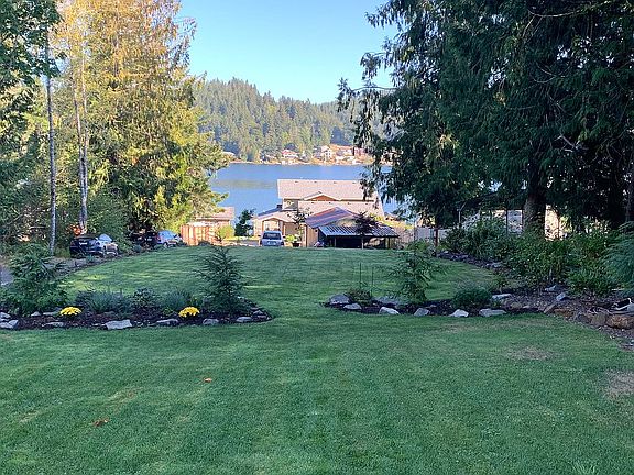 1/2 acre landscapes lot