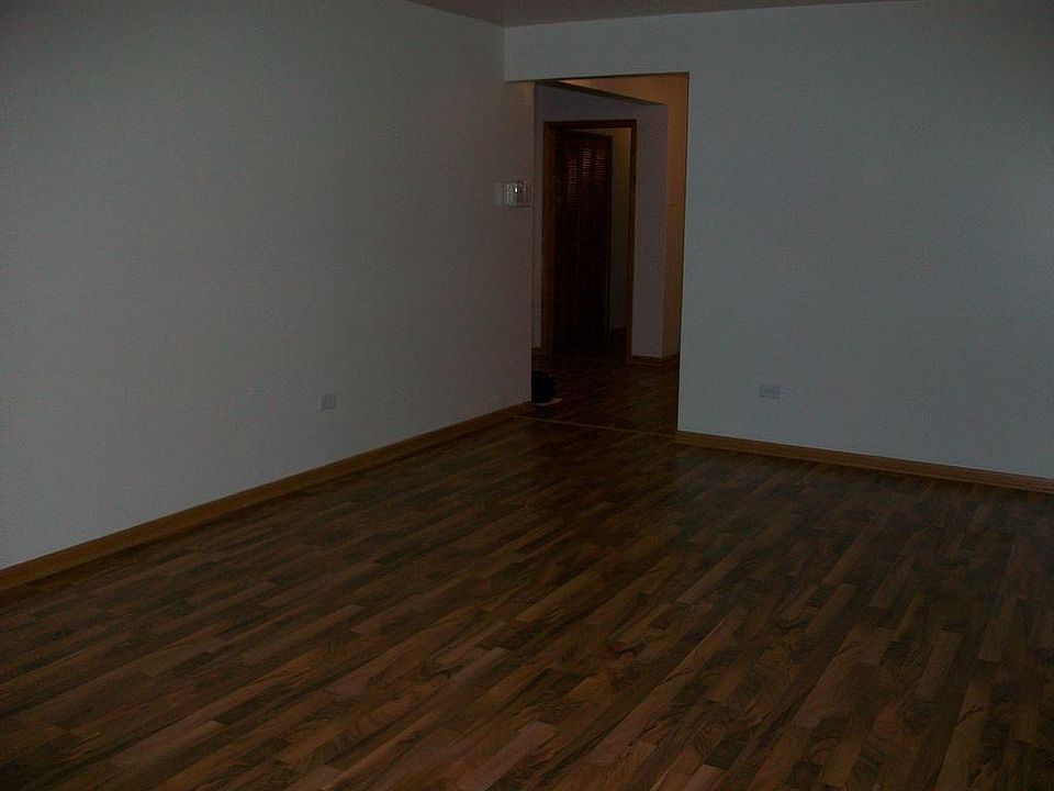 1st image of 278 Luella Ave #2
