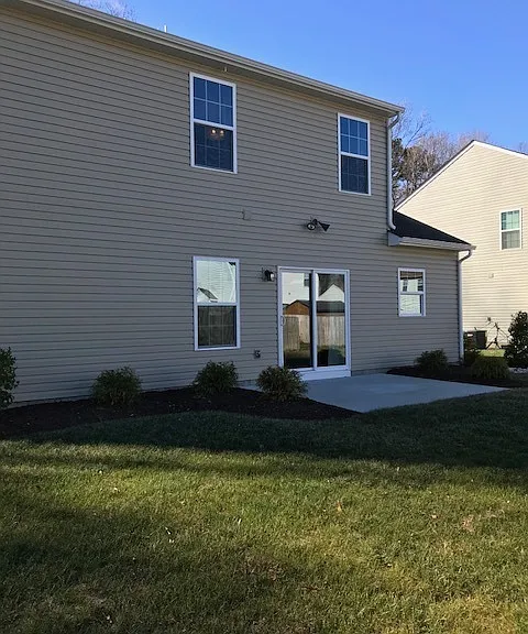 323 Michael Selby Dr — Photo 21