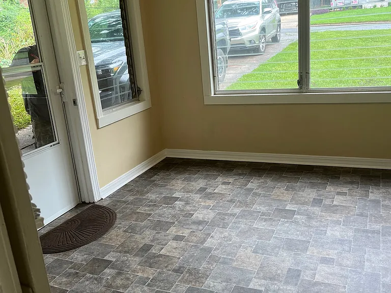 710 S Dale Ave — Photo 2