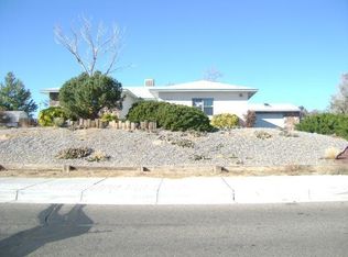 525 Lisbon Ave SE, Rio Rancho, NM 87124