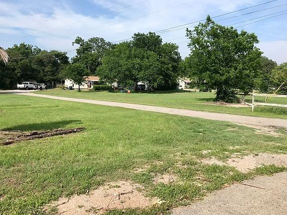 3rd image of 22906 Big Sandy Dr #B