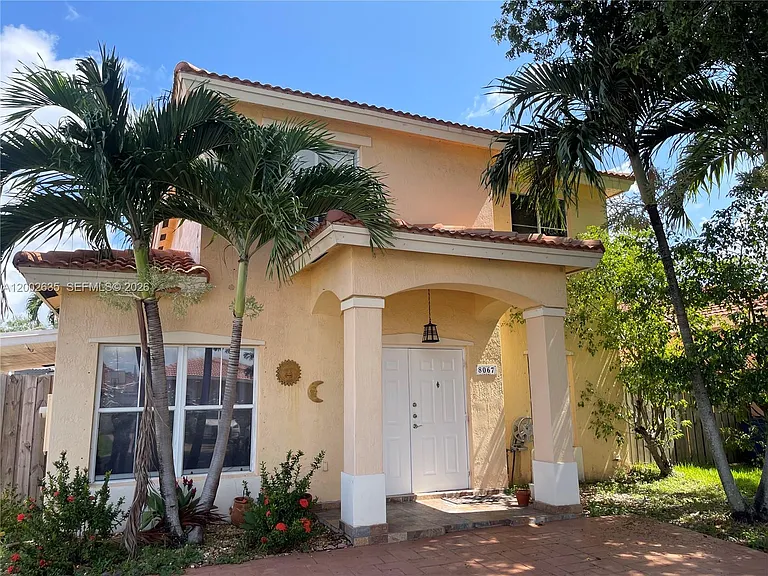 8067 NW 199th Ter — Photo 30