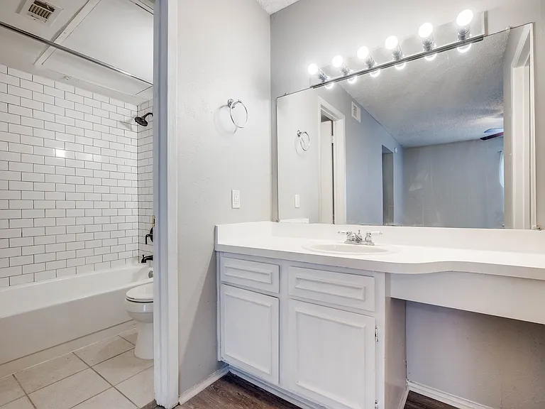 5300 Keller Springs Rd #2086 — Photo 6