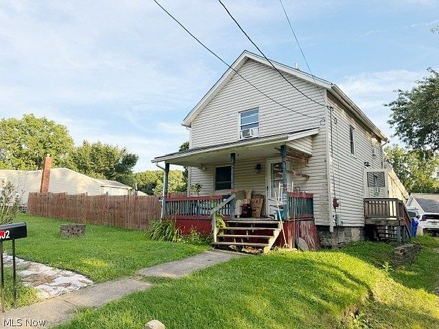 1st image of 302 Ravenna Ave