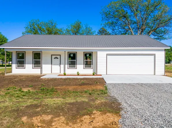 170 N Elm St, Jennings, OK 74038