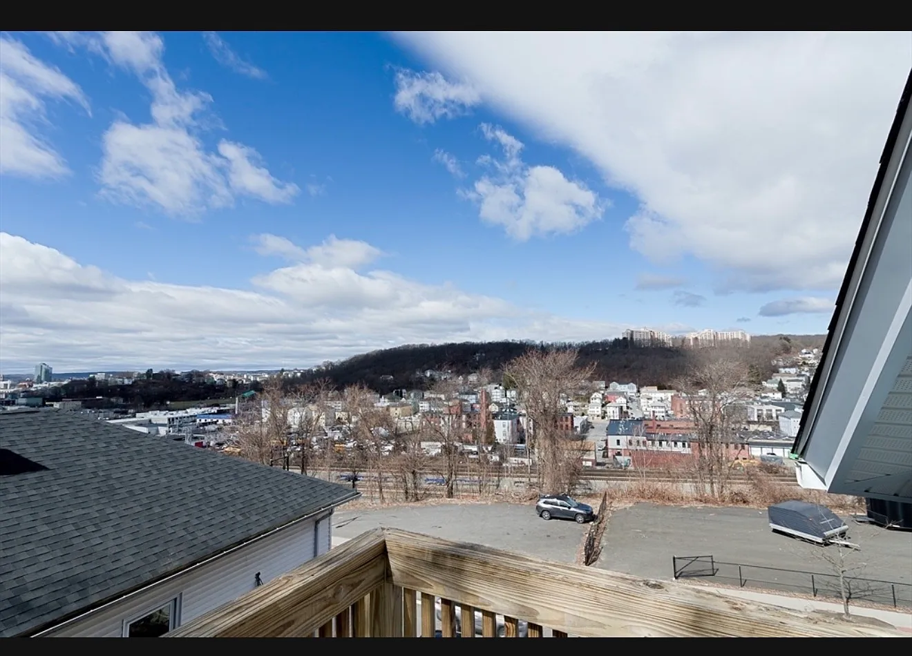 2 bed, 1100 sqft, $2,100 — Photo 3