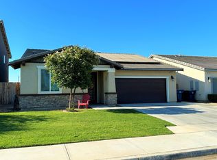 2104 Alexander Ave, Tulare, CA 93274