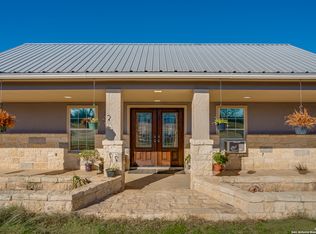 285 Rossville Rd, Somerset, TX 78069