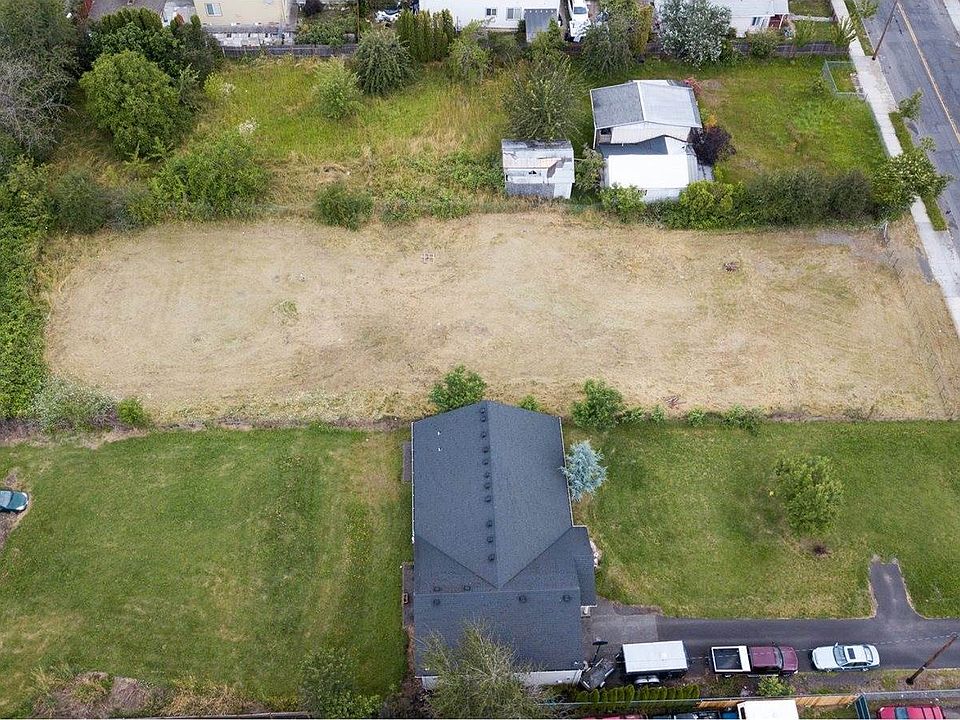 1st image of 2735 SE 136th Ave