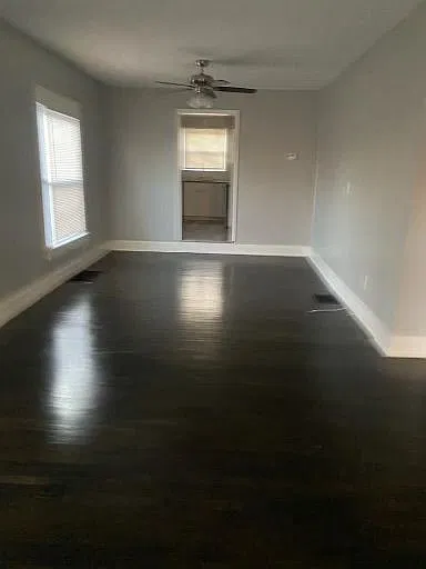 3 bed, 1.0 bath, 1113 sqft, $1,450 — Photo 3