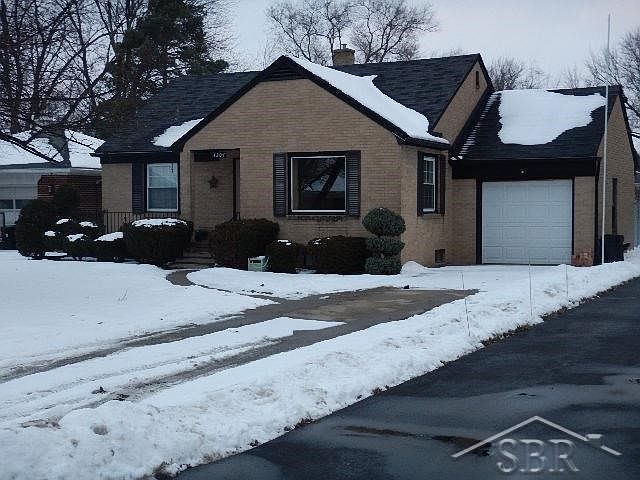 1st image of 4204 Louise St