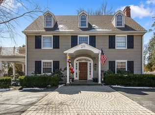 271 W Main St, Newark, DE 19711