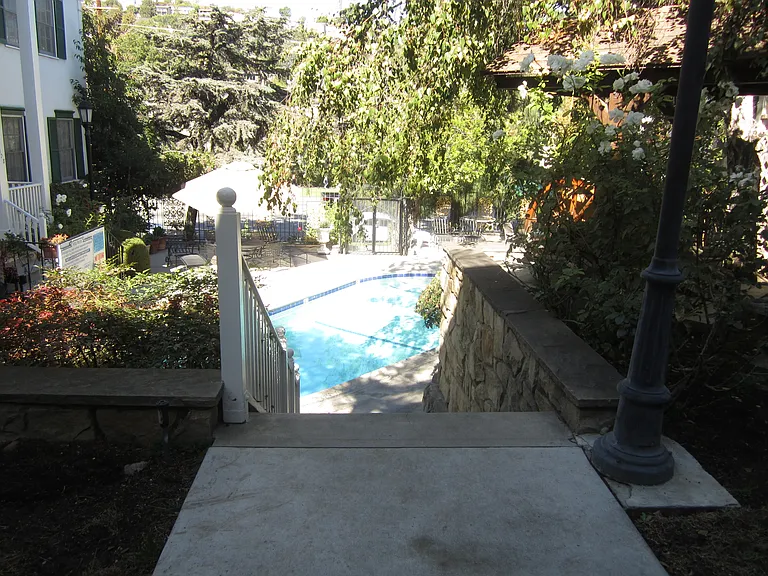 4024 Los Feliz Blvd #3 — Photo 16