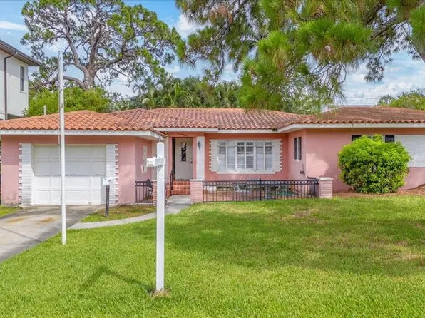 267 Snell Isle Blvd NE, Saint Petersburg, FL 33704