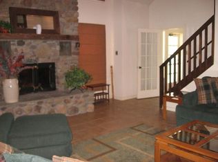 100 Westberry Cir, Huntsville, TX 77340
