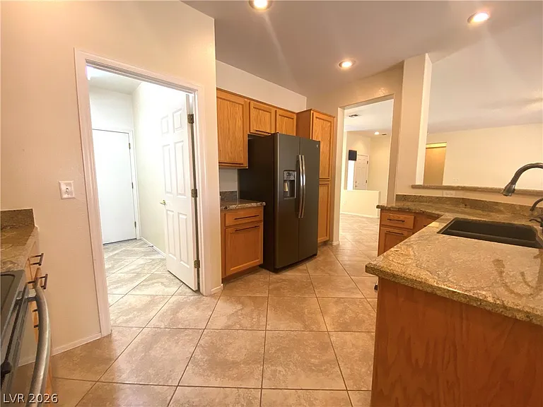 3022 Seaford Peak Dr — Photo 12