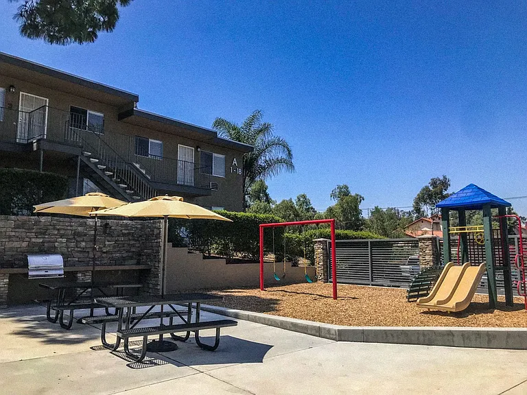 Kenora Terrace Apartments - Spring Valley, CA — Photo 53