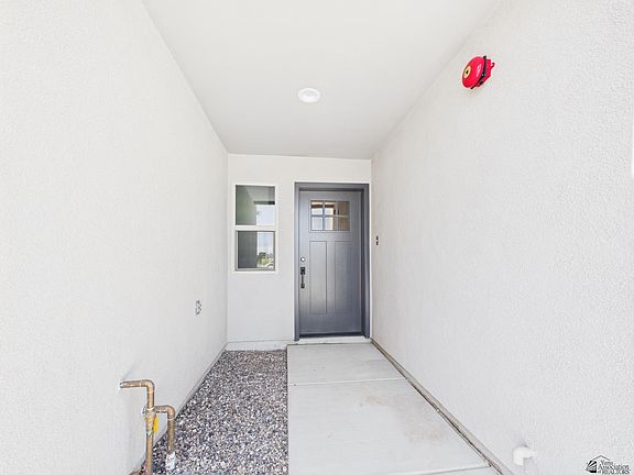 3rd image of 12116 E Calle Del Cid