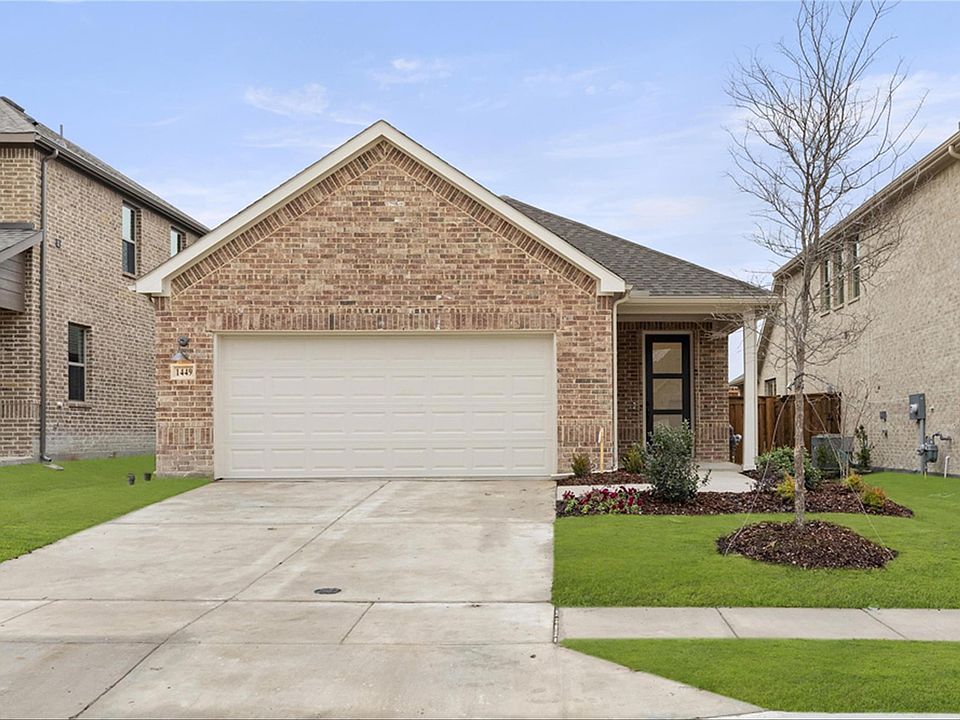 1st image of 509 Waterhouse Lake Dr