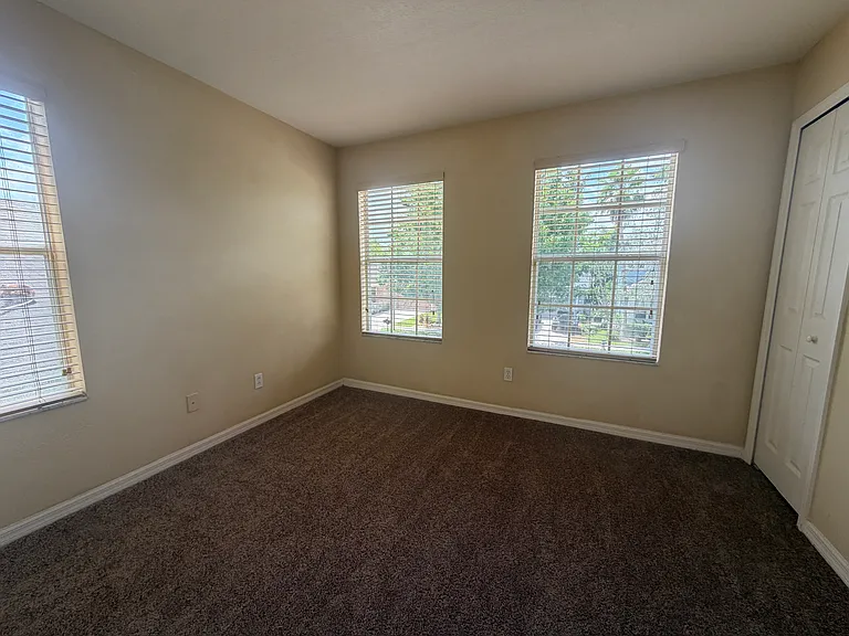 14205 Bridgewater Crossings Blvd — Photo 17