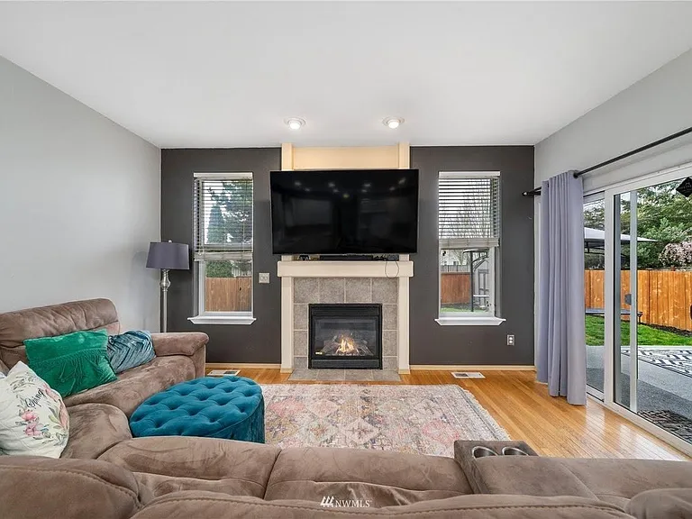 9325 188th St E — Photo 15