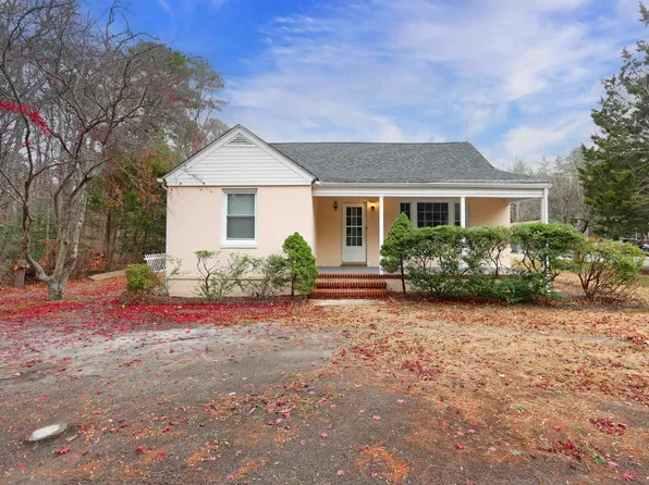 710 Hamburg Ave, Egg Harbor City, NJ 08215