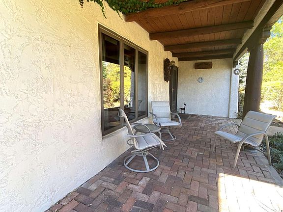 4th image of 324 Kimberly Ln
