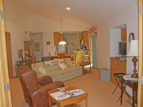 5th image of 20635 155th St
