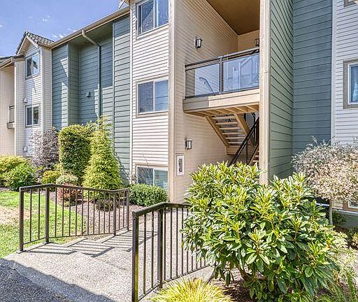 4th image of 3008 N Narrows Dr Unit C203