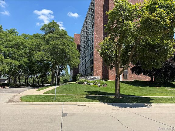 2nd image of 21800 Morley Ave APT 1203