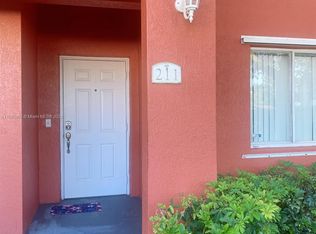 3340 Palomino Dr APT 211-2, Hollywood, FL 33024