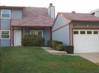 429 Far Hill Dr, Ballwin, MO