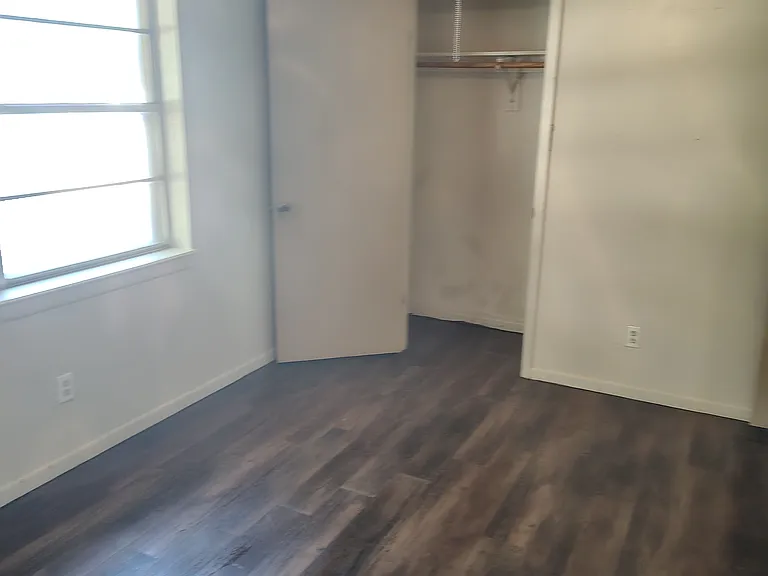 1403 Becky Ct — Photo 5
