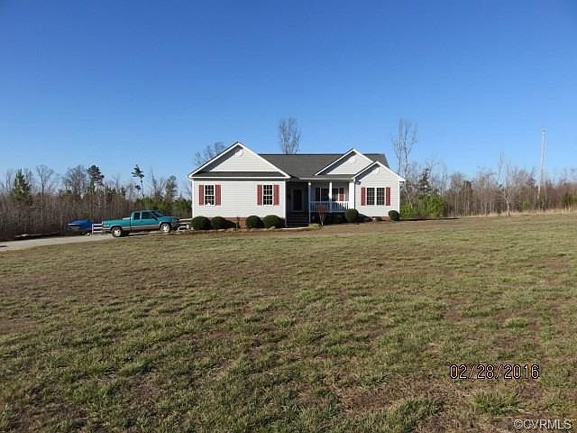 1st image of 12400 Hidden Valley Dr
