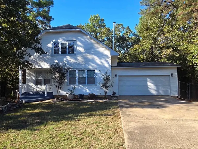 20 Forest Glades Cir — Photo 1