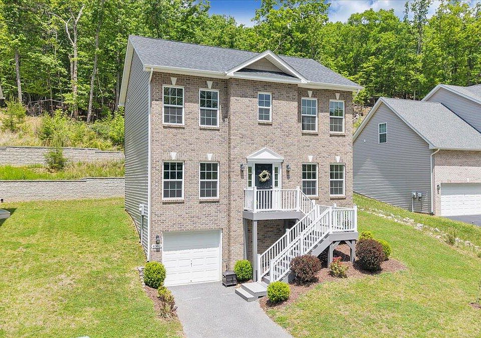 1st image of 4362 William Ct