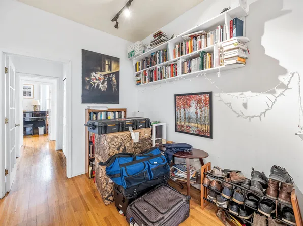 188 North 8th Street image 12 of 23