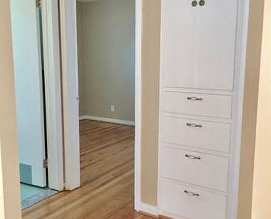 5th image of 303 California Ave #1