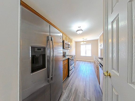 5th image of 4742 E Creek Mill Ct