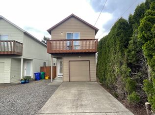 5107 SE Knapp St #B, Portland, OR 97206