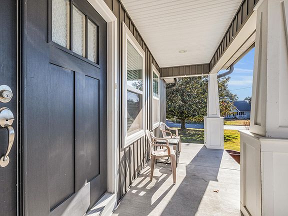 2nd image of 3536 Brandon Ln