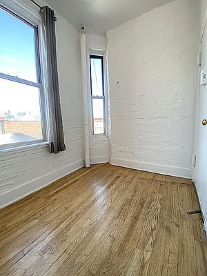 3rd image of 120 Mac Dougal St #23
