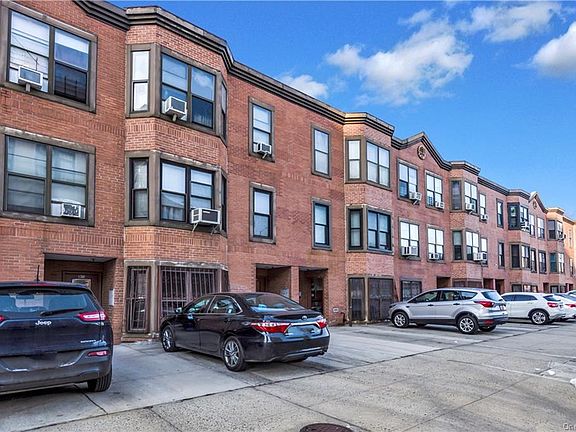 2nd image of 905C Elder Ave #905C